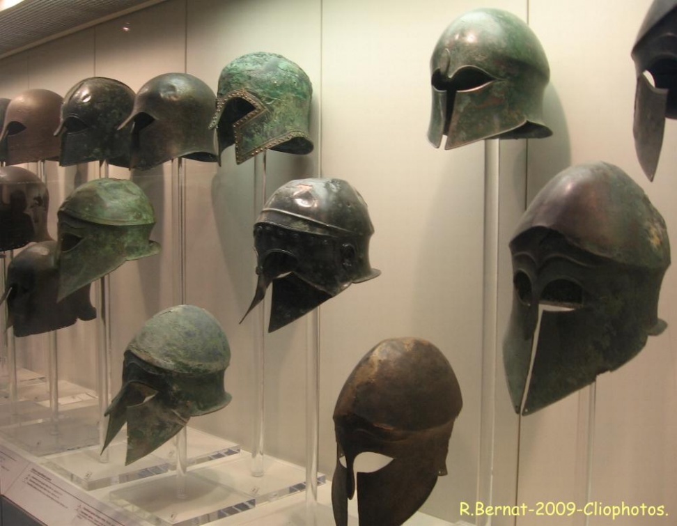 casque d'hoplites au musée d'Olympie