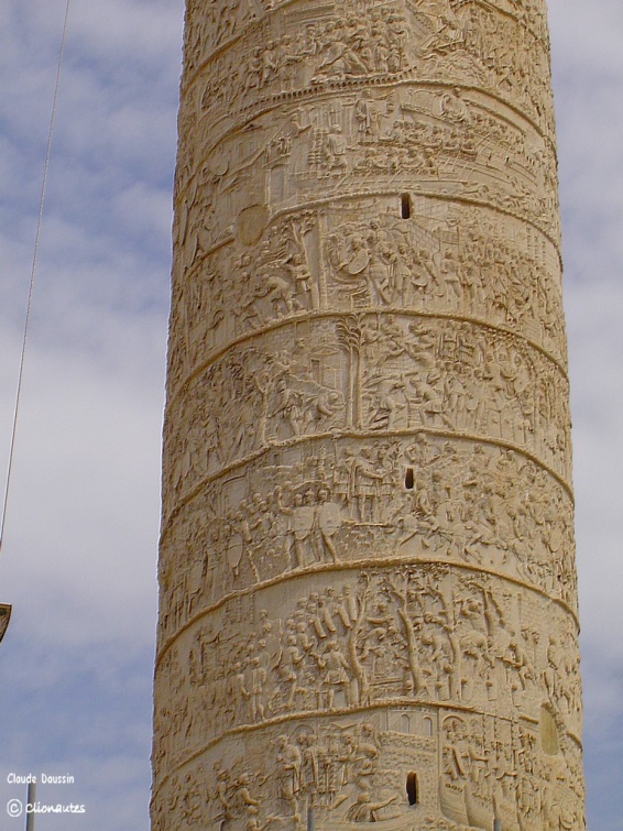 colonne trajane à Rome 